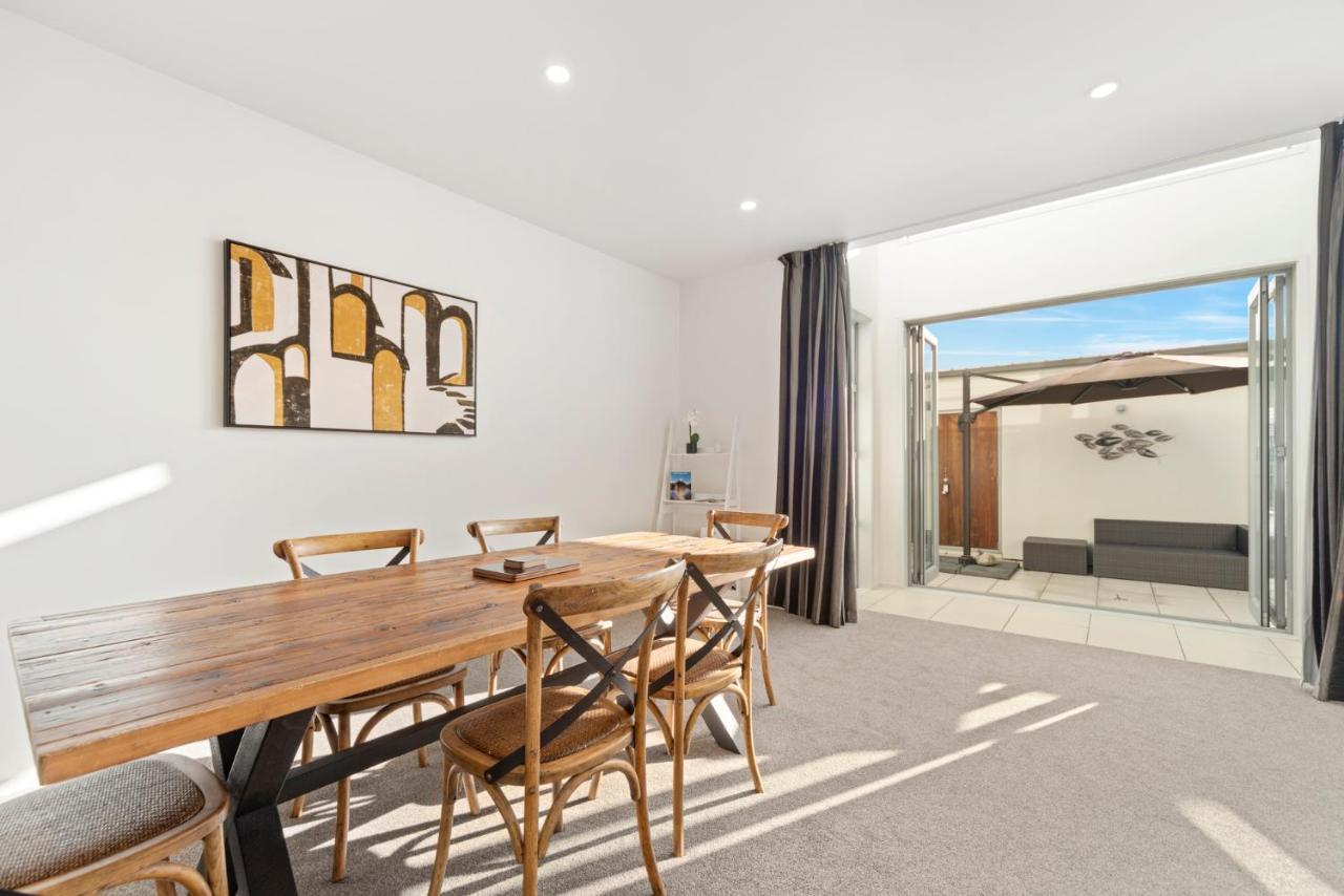 Lakeview Luxury - Taupo Holiday Apartment Exterior foto