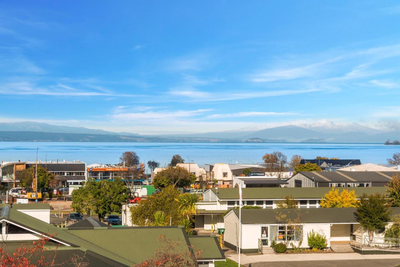 Lakeview Luxury - Taupo Holiday Apartment Exterior foto